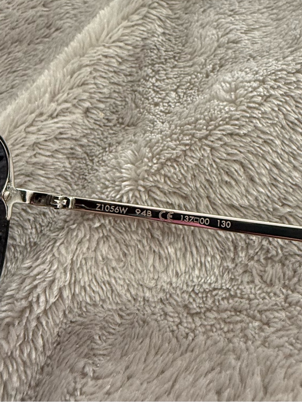 Louis Vuitton Metal The Party Black Shield Sunglasses with Silver Studs - Picture 5 of 7